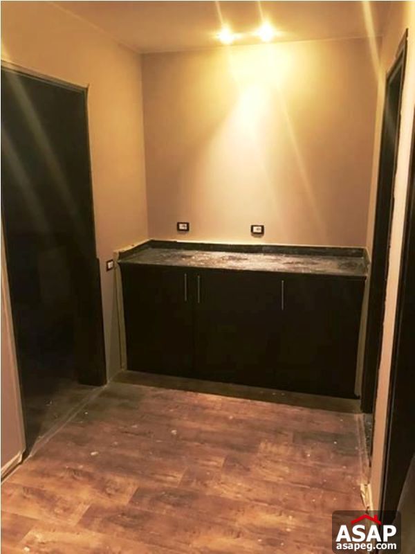 Twin House with Big Garden in Beverly Hills