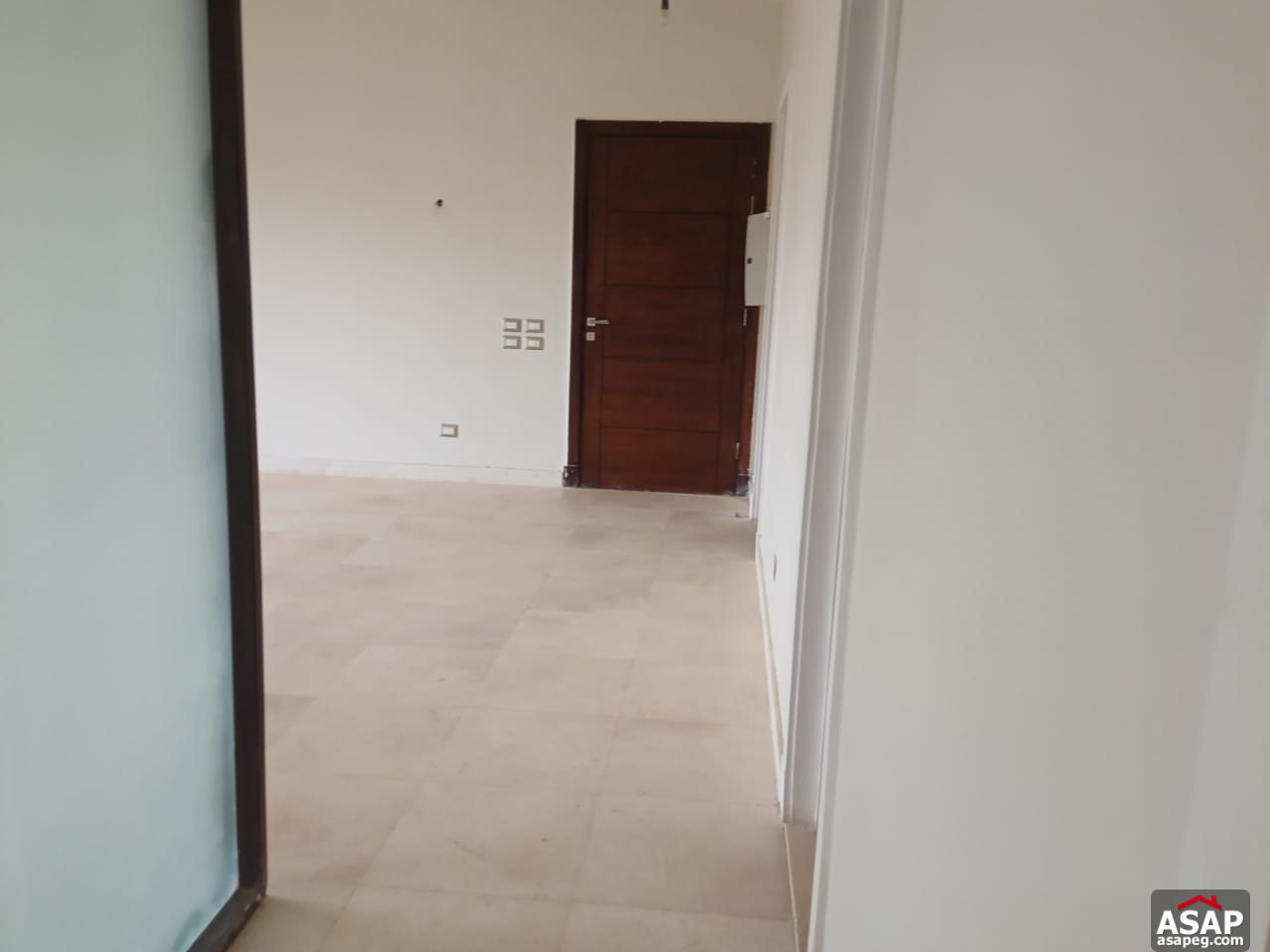 Ground Floor for Rent in Village Gate Ground Floor for Rent in Village Gate