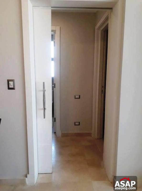 Furnished Studio for Rent in Village Gate