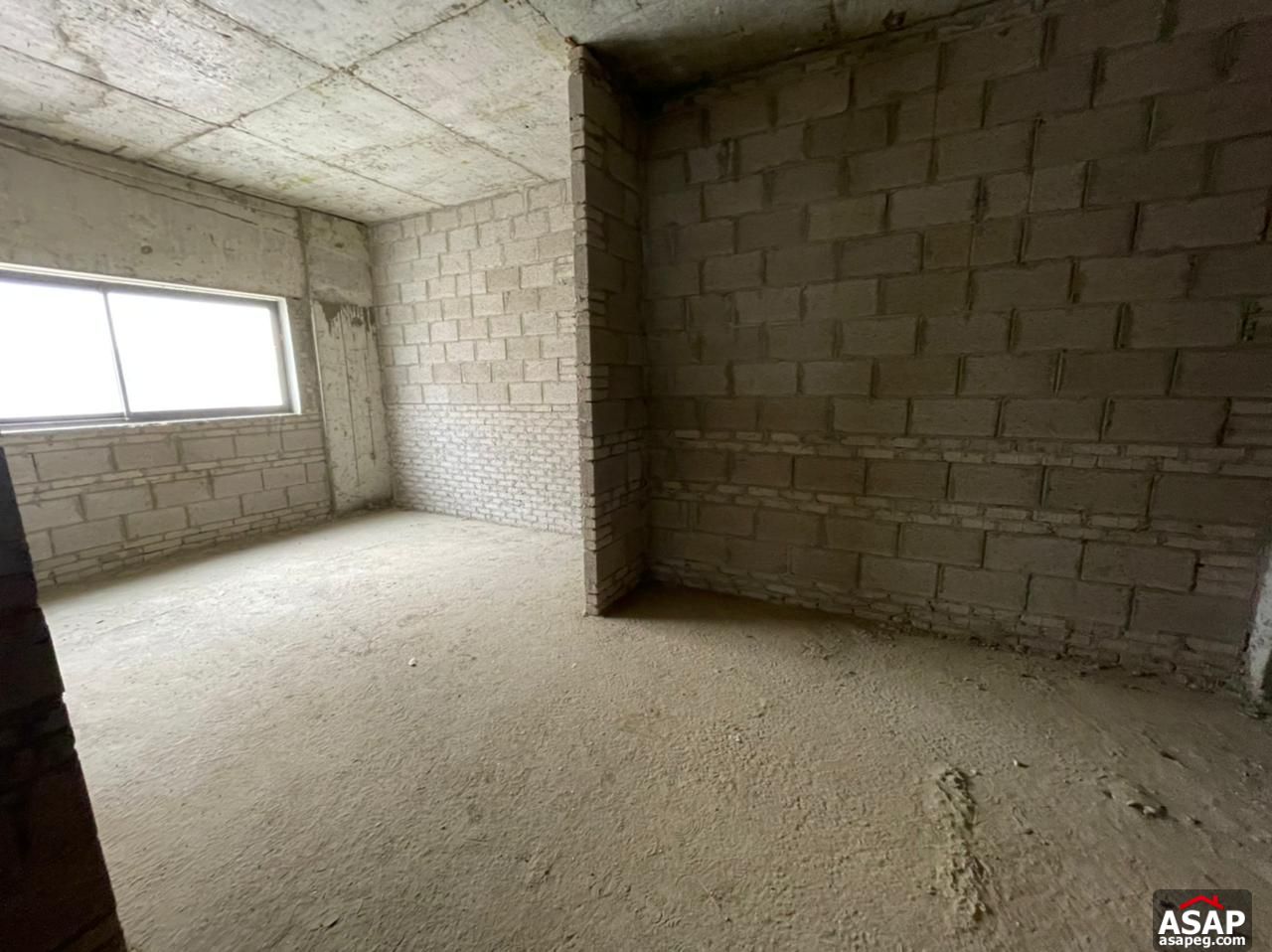 Penthouse with Lake View e for Sale in Lake View Residence Penthouse with Lake View e for Sale in Lake View Residence