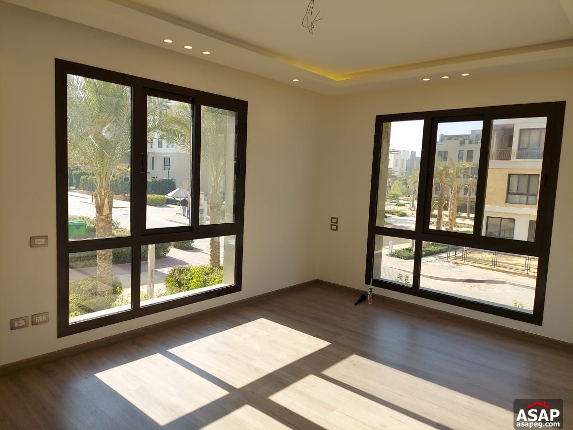 Triplex with Roof for Rent in Eastown Sodic