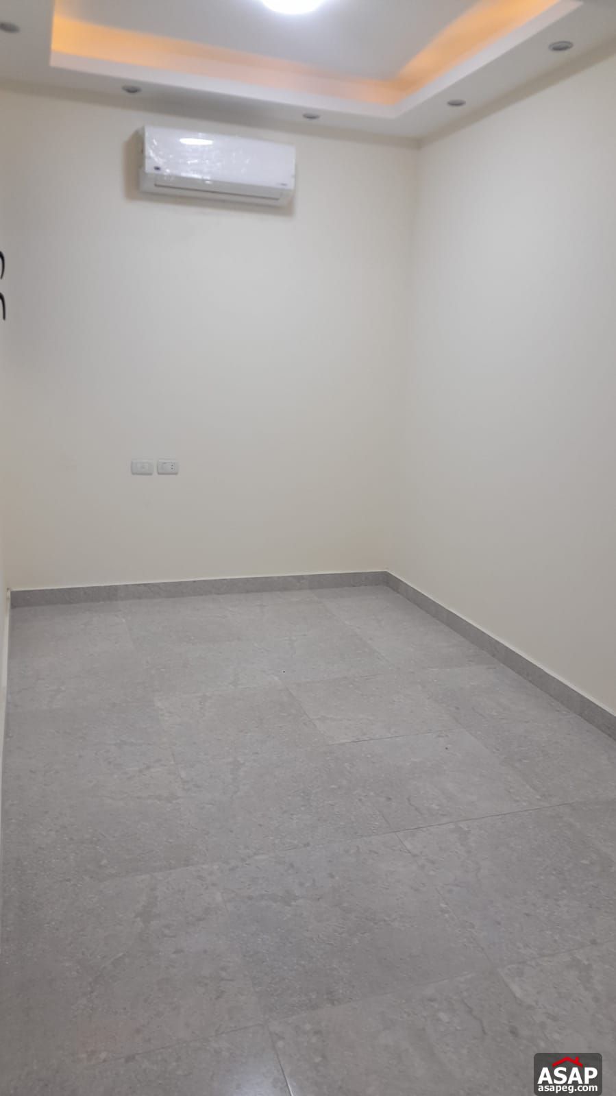 Semi Furnished Apartment for Rent in Eastown Semi Furnished Apartment for Rent in Eastown