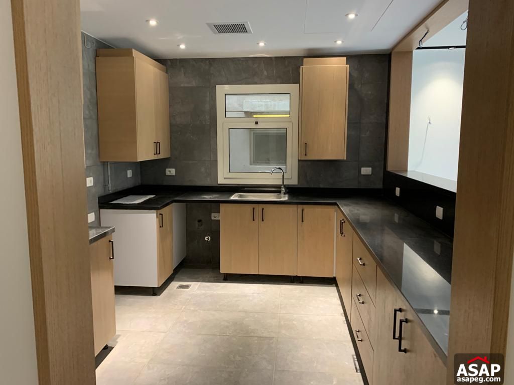 Apartment with Big Garden in Katameya Plaza