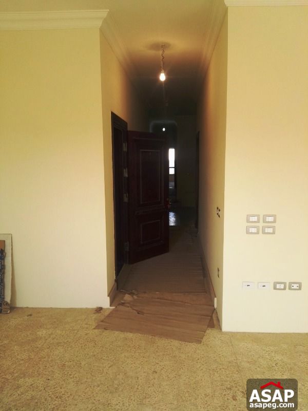 Apartment for Sale in West Golf Apartment for Sale in West Golf