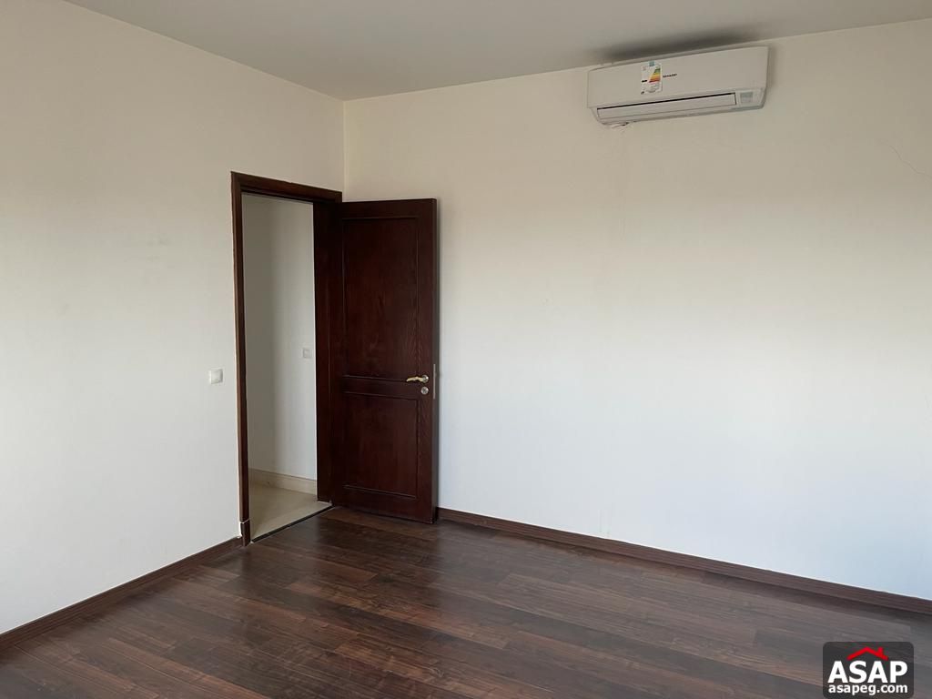 Apartment for Rent in Mivida Compound