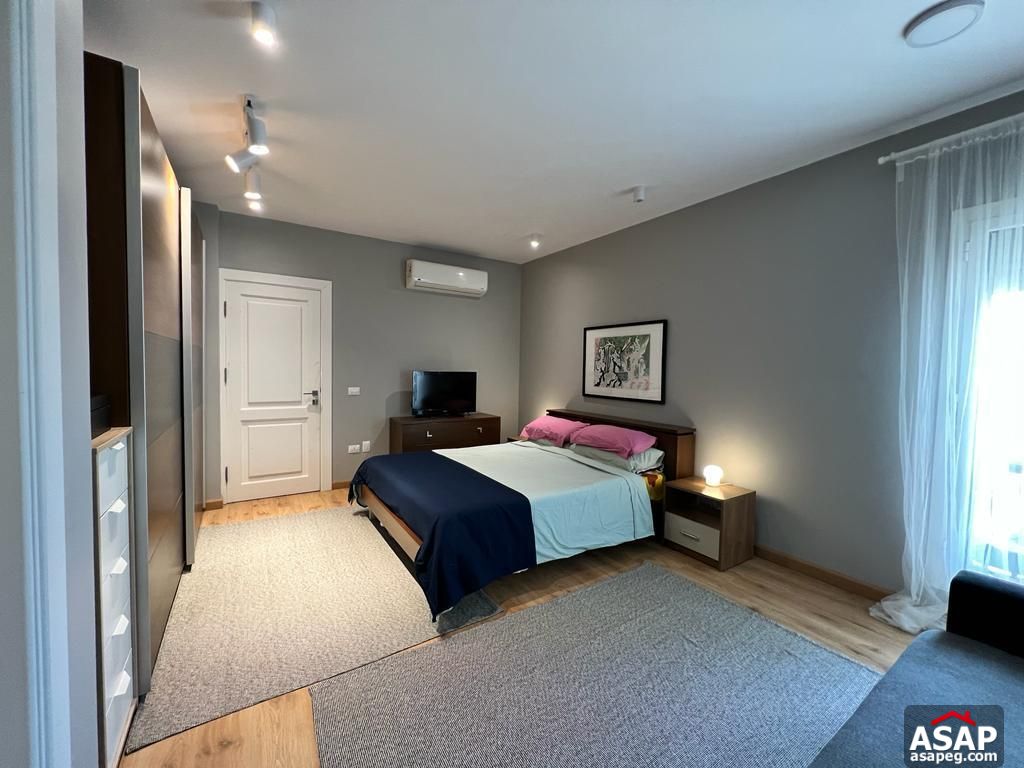 Finished Apartment for Sale in Mountain View Hyde Park