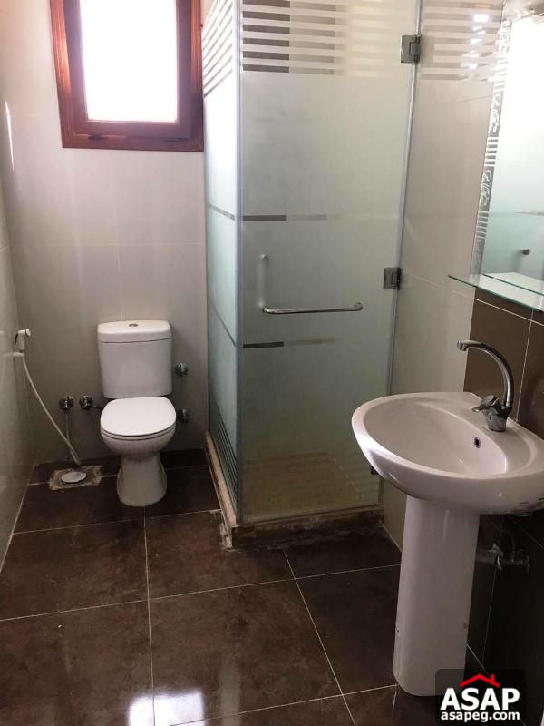 Studio for Rent in West Golf Studio for Rent in West Golf