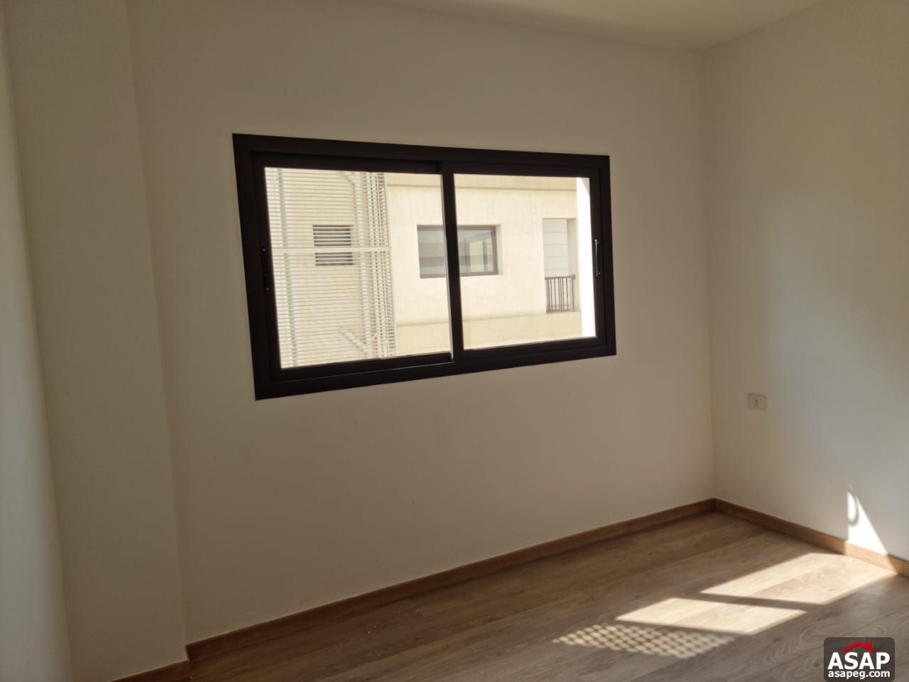 Apartment for Rent in Fifth Square Apartment for Rent in Fifth Square