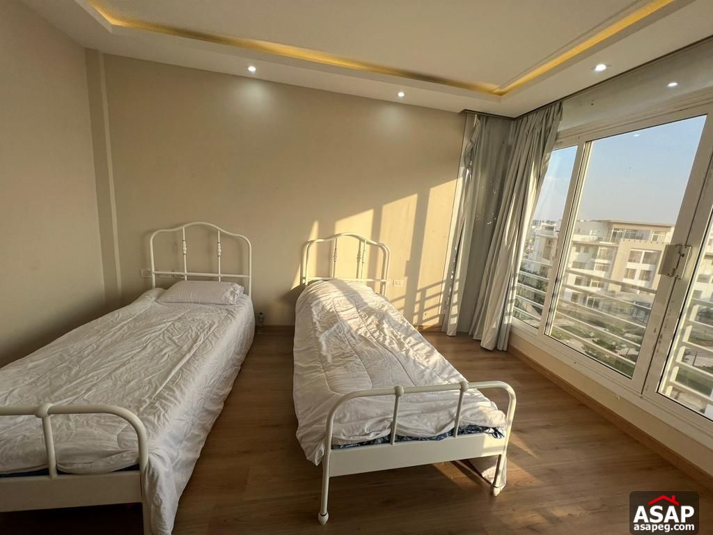 Furnished Apartment for Rent in Hyde Park Furnished Apartment for Rent in Hyde Park