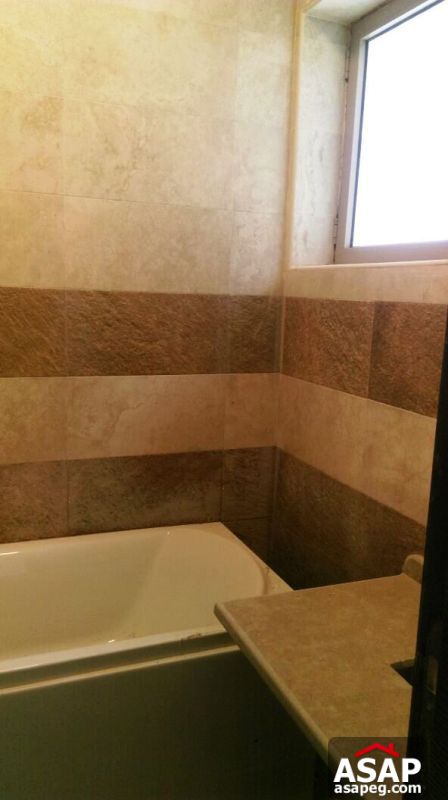 Town House for Rent in Allegria