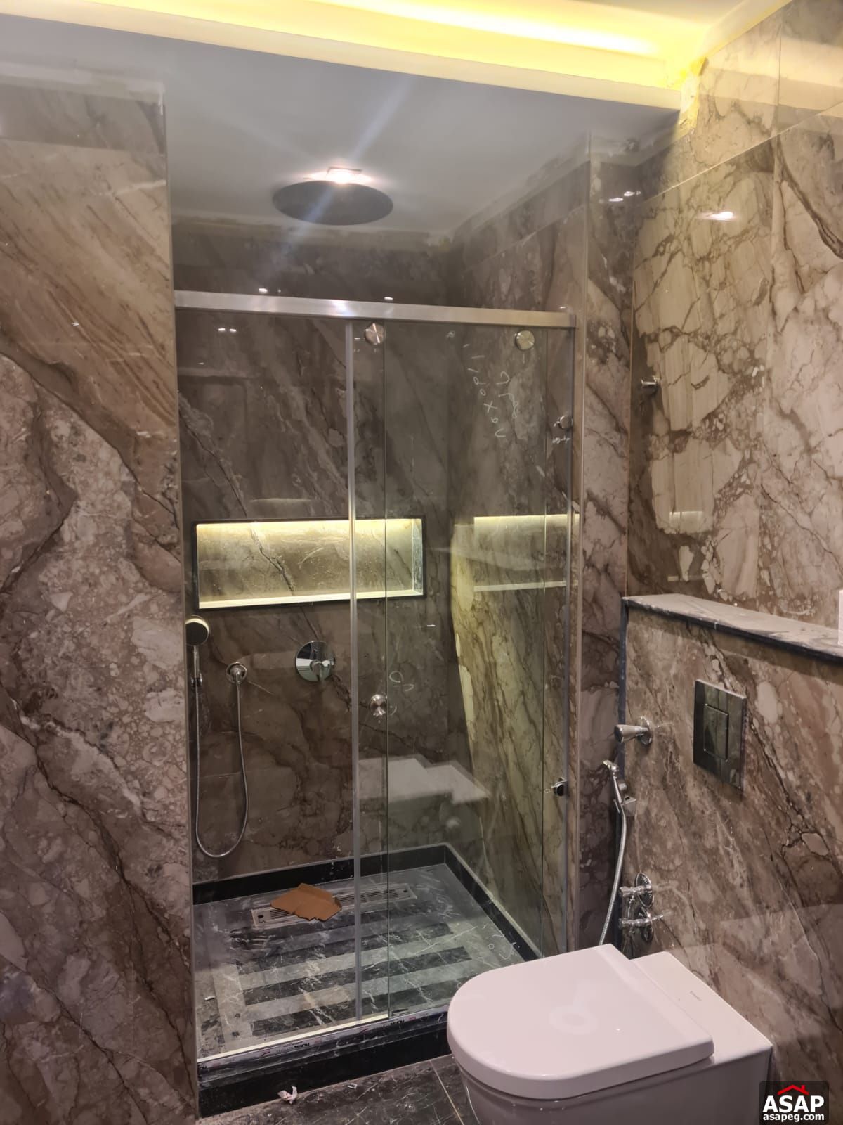 Apartment with Lake View for Rent in New Cairo