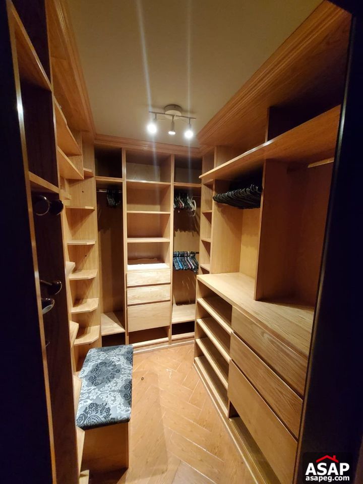 Penthouse for Rent in Park View