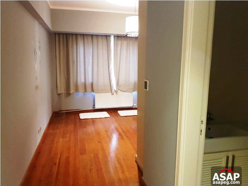 Villa with Big Garden for Rent in Sheikh Zayed Villa with Big Garden for Rent in Sheikh Zayed