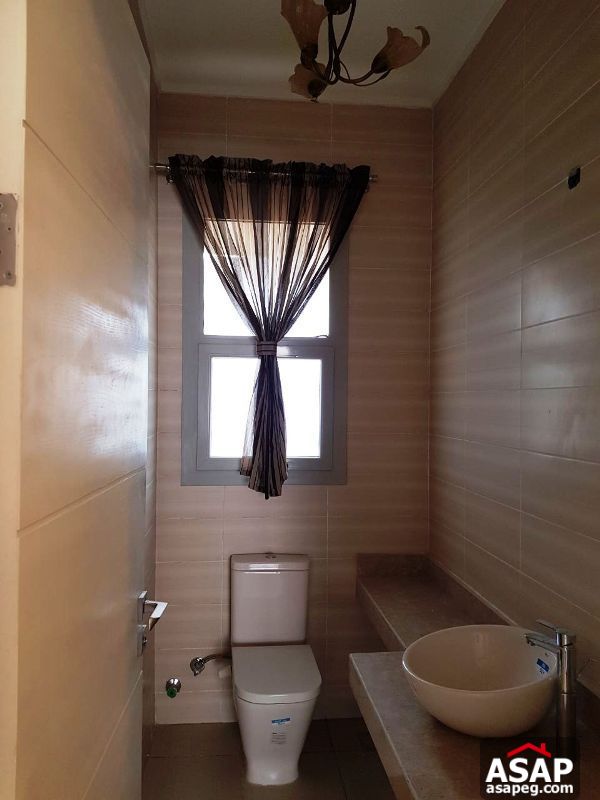 Apartment for Rent in Village Gate Apartment for Rent in Village Gate