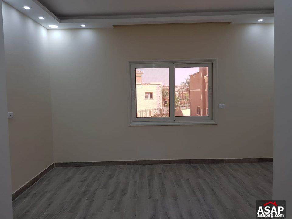 Town House for Rent in Les Rois Compound Town House for Rent in Les Rois Compound