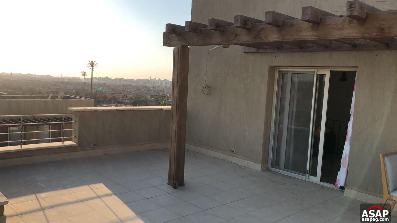 Penthouse for Sale in the Village Palm Hills Penthouse for Sale in the Village Palm Hills