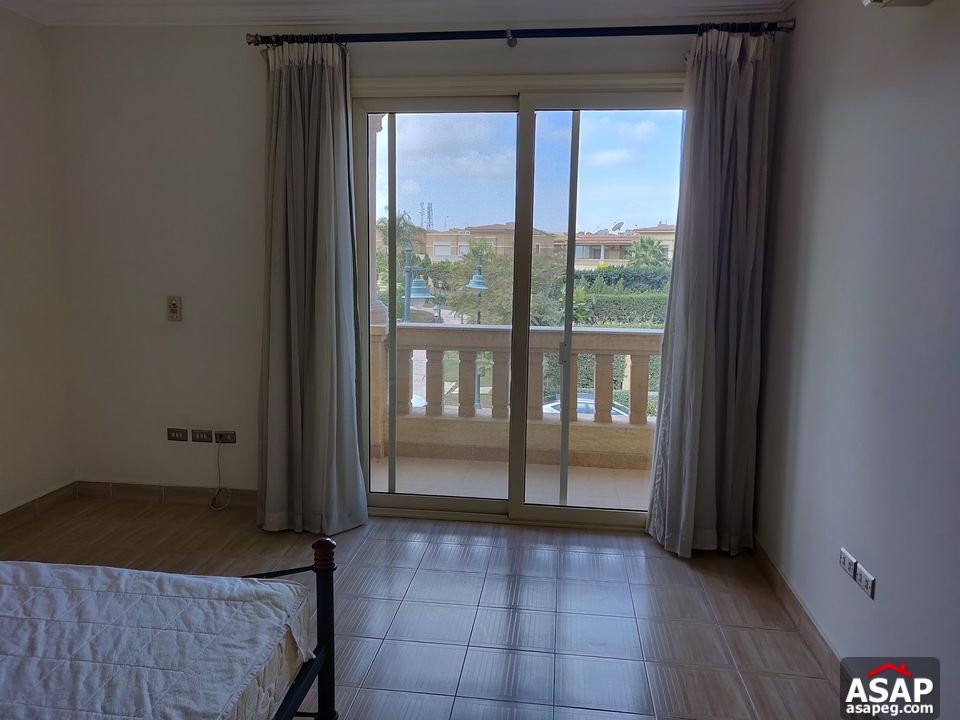 Twin House for Rent in the Villa Compound