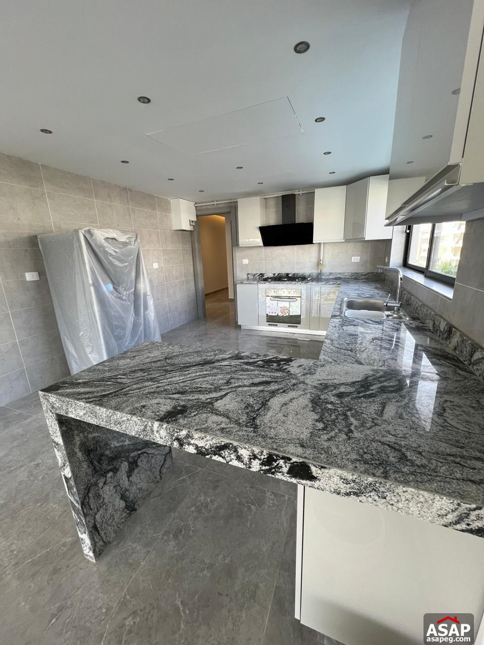 Apartment with Lake View for Rent in Lake View Residence Apartment with Lake View for Rent in Lake View Residence