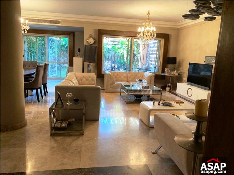 Town House with Pool for Rent in Bellagio