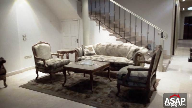 Duplex for Rent in South Academy