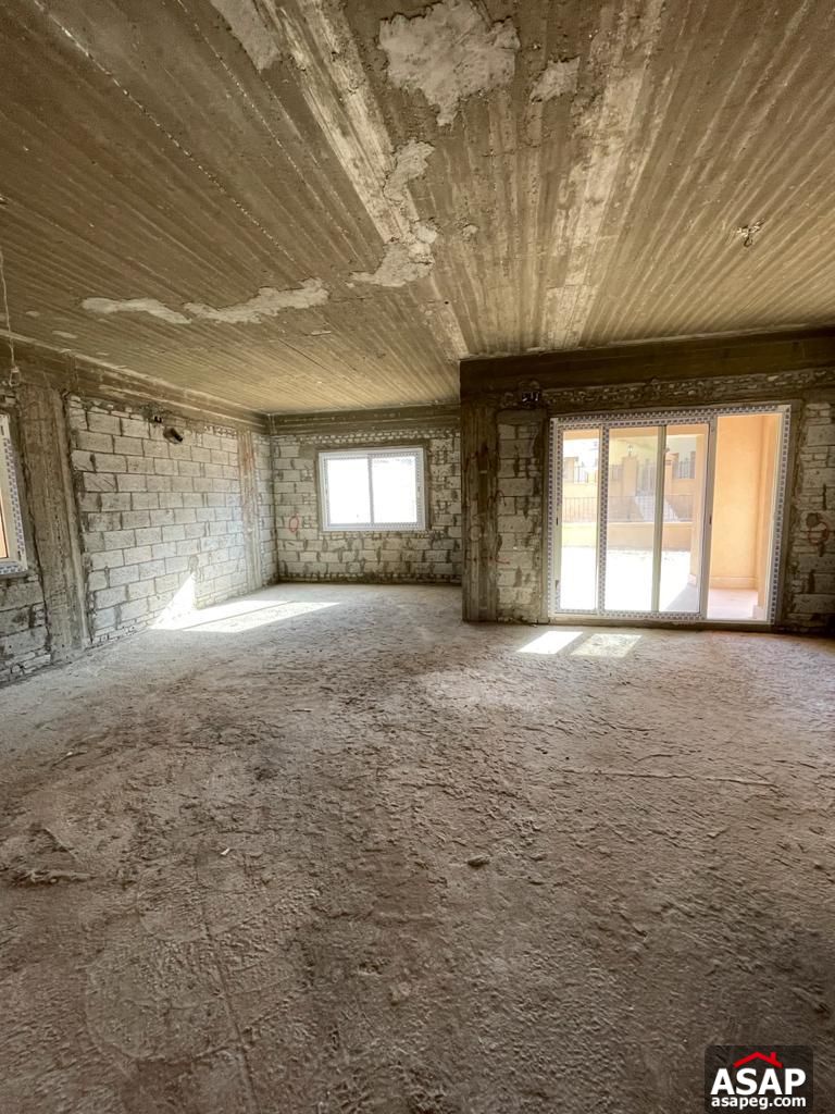 Villa for Sale in Mivida Emaar