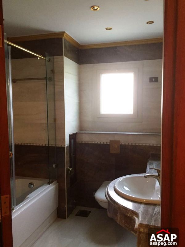 Villa for Rent in 6 October with a nice garden