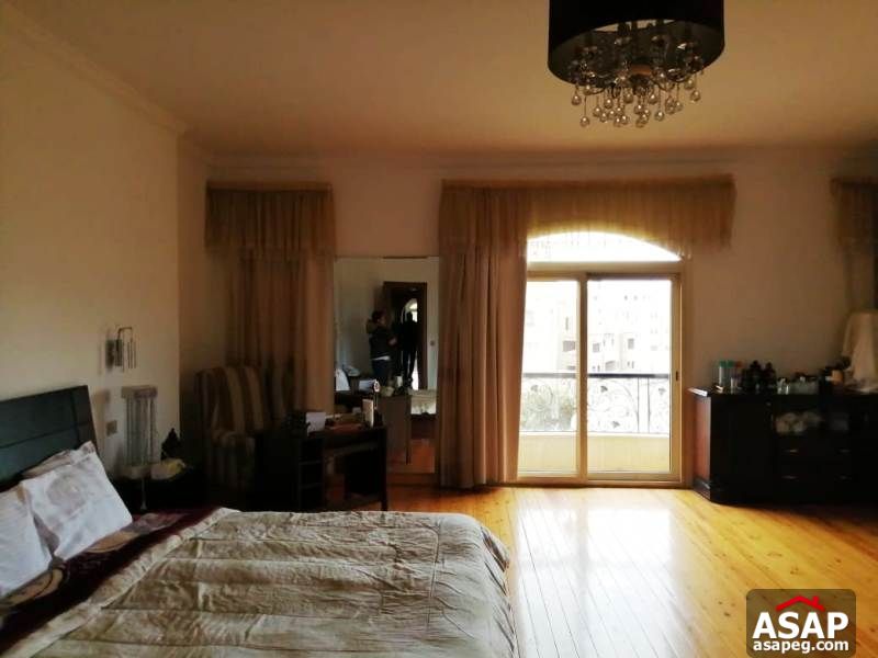 Apartment for Rent in West Golf Apartment for Rent in West Golf