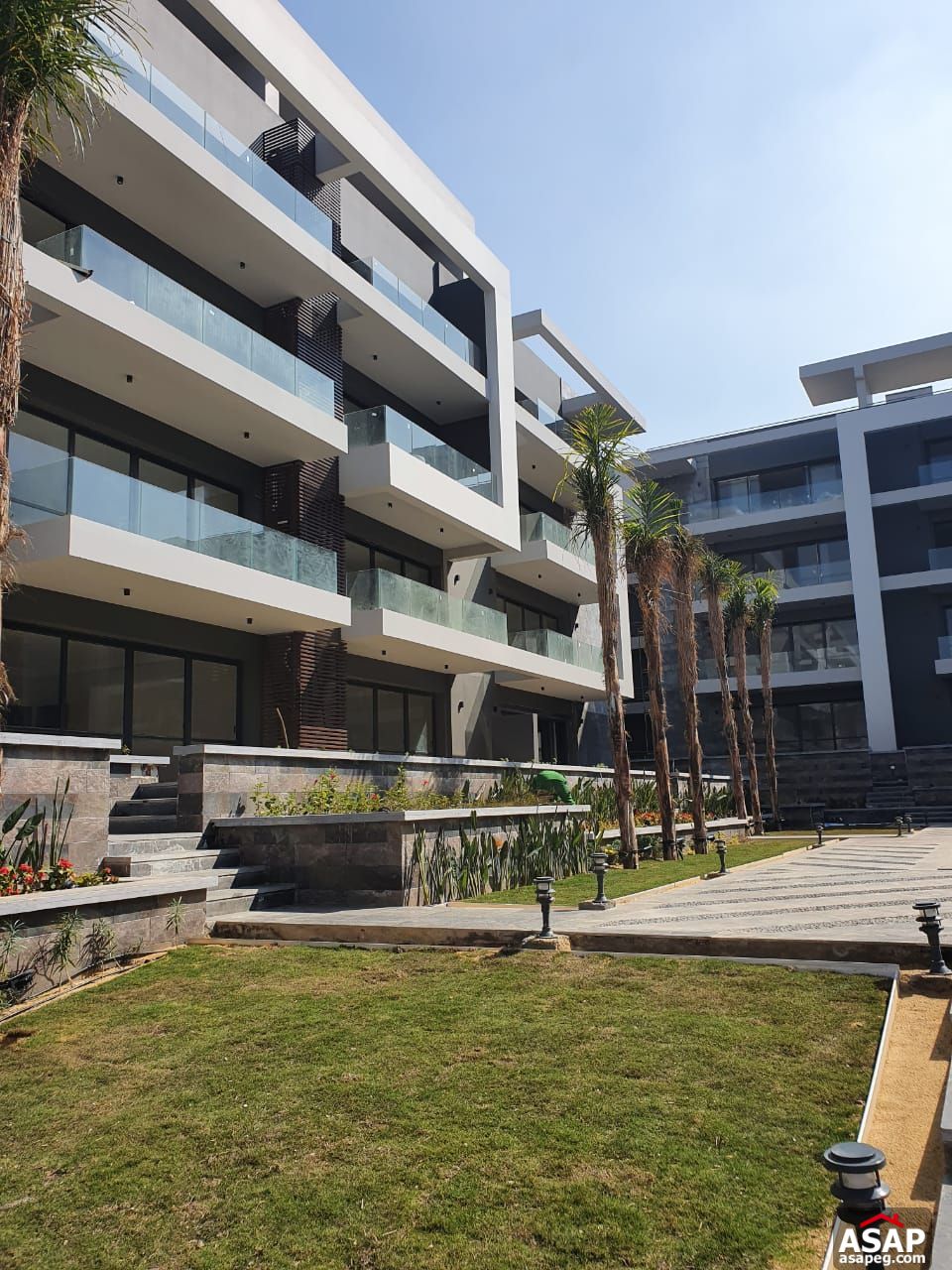 Apartment with Lake View in El Patio - New Cairo