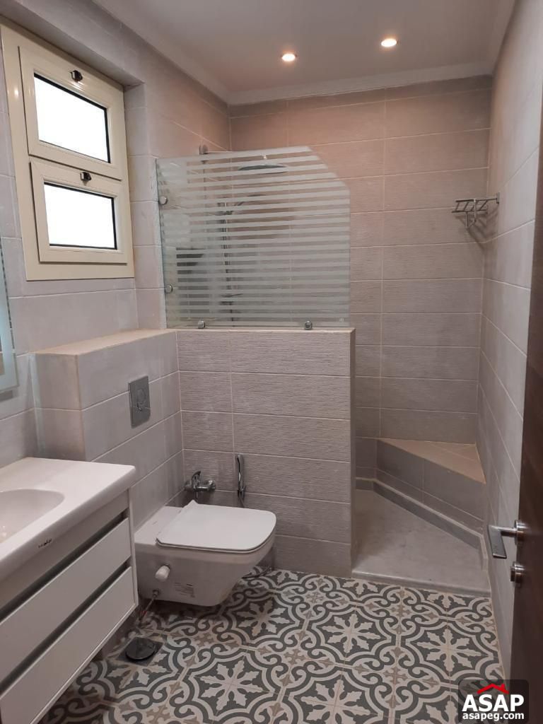 Duplex with Garden for Rent in Eastown Sodic