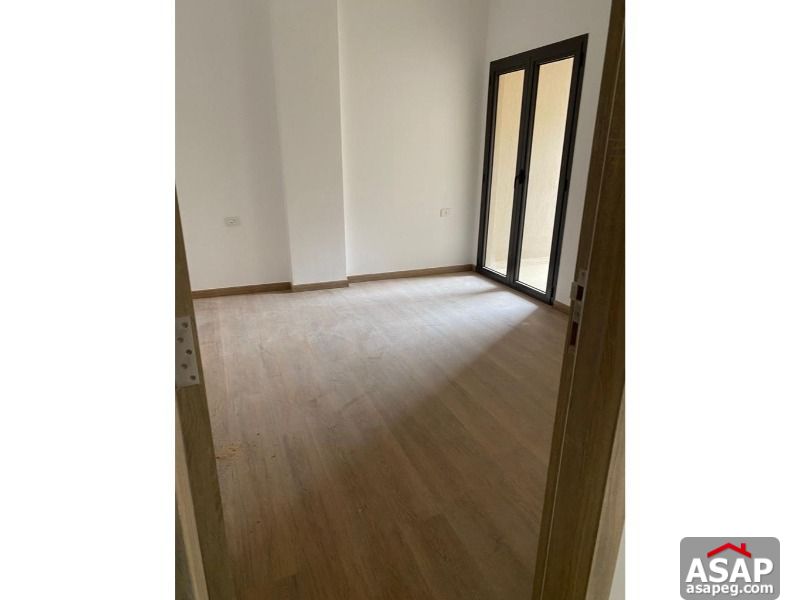 Finished Apartment for Sale in Fifth Square Finished Apartment for Sale in Fifth Square