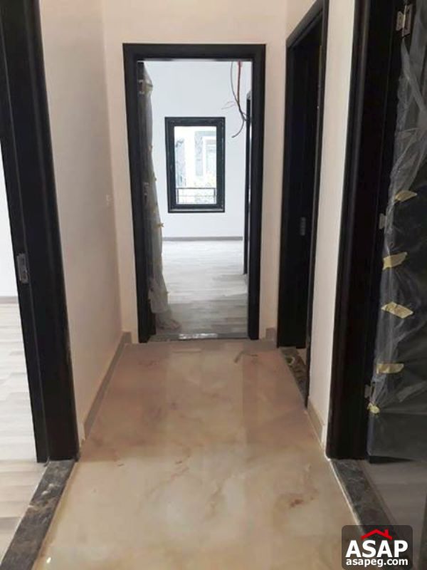 Apartment with Garden for Rent in WaterWay Apartment with Garden for Rent in WaterWay