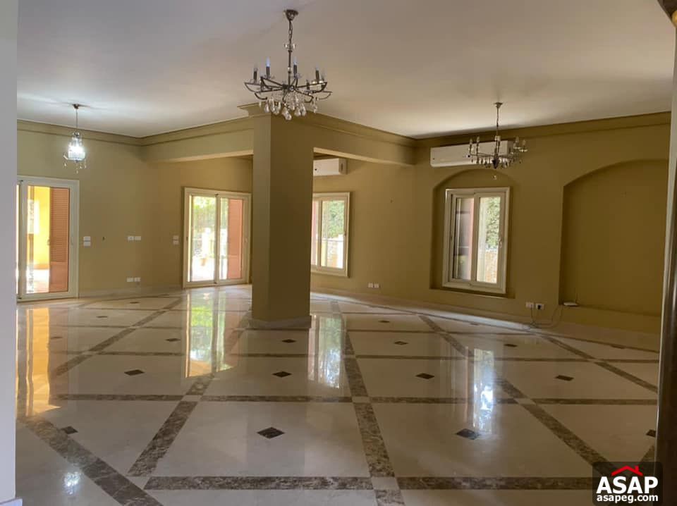 Villa with Swimming Pool for Rent in Tara Compound