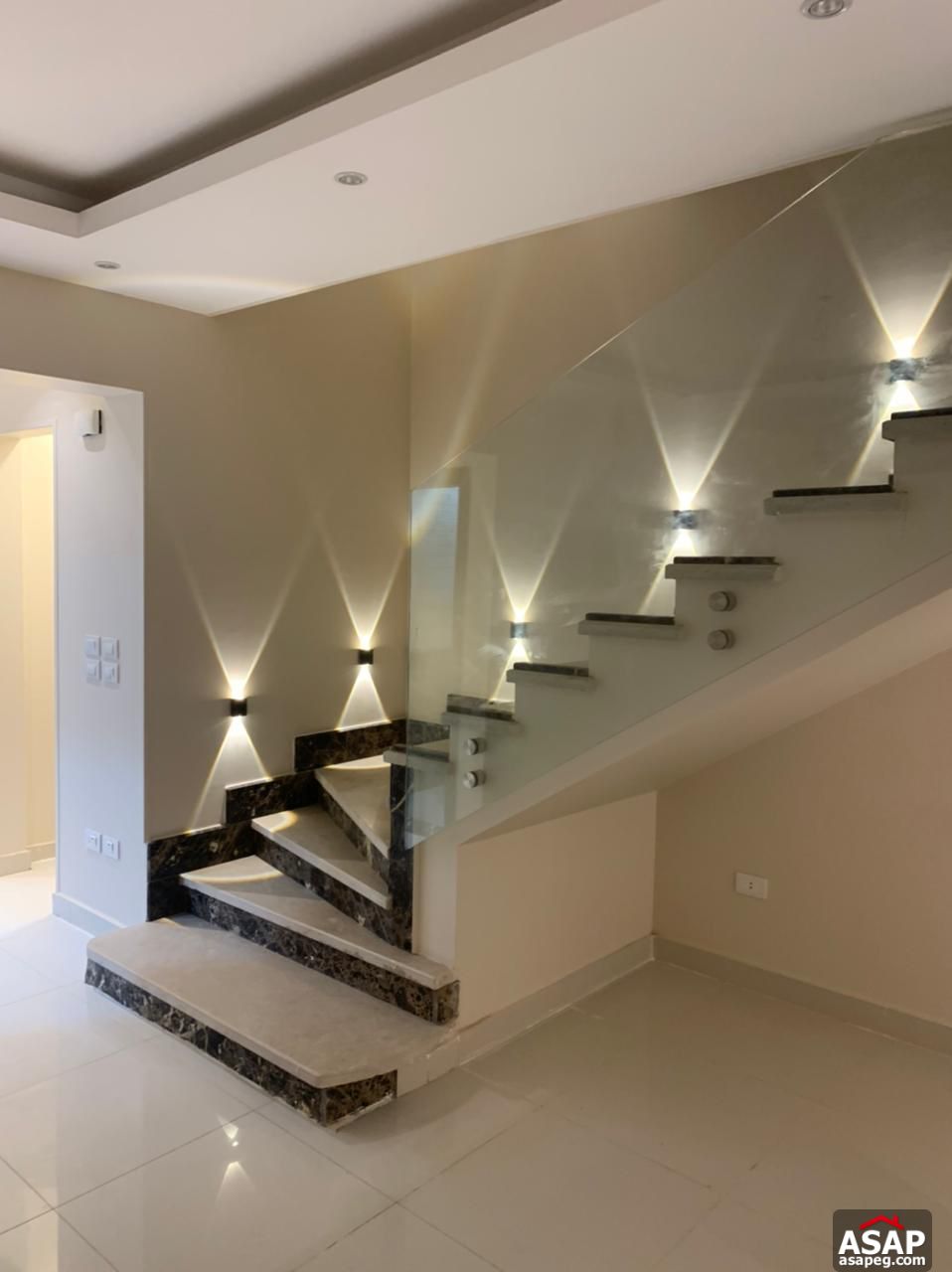 I Villa for Sale in Mountain View Hyde Park