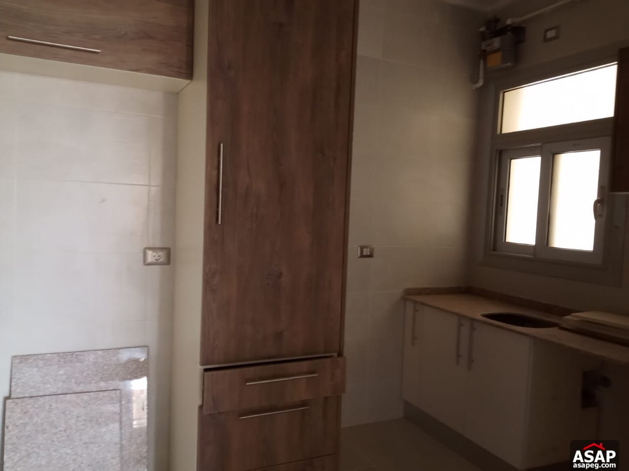 Ground Floor for Rent in Village Gate Ground Floor for Rent in Village Gate