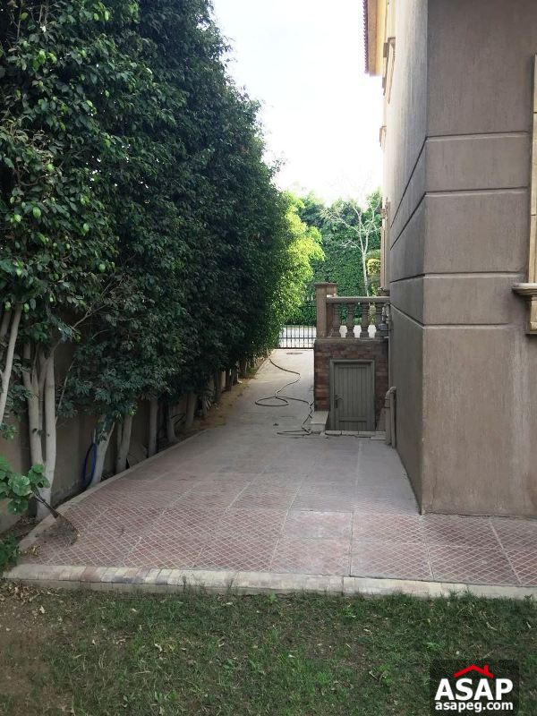 Stand Alone with Pool for Rent in Mirage Stand Alone with Pool for Rent in Mirage