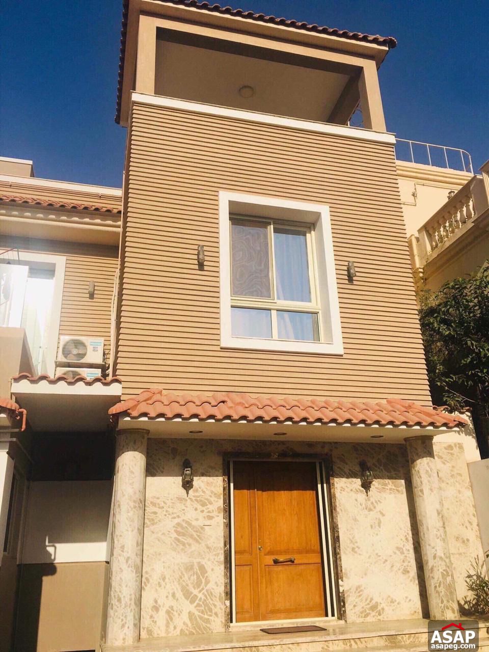 Villa with Swimming Pool for Sale in La Rose Villa with Swimming Pool for Sale in La Rose