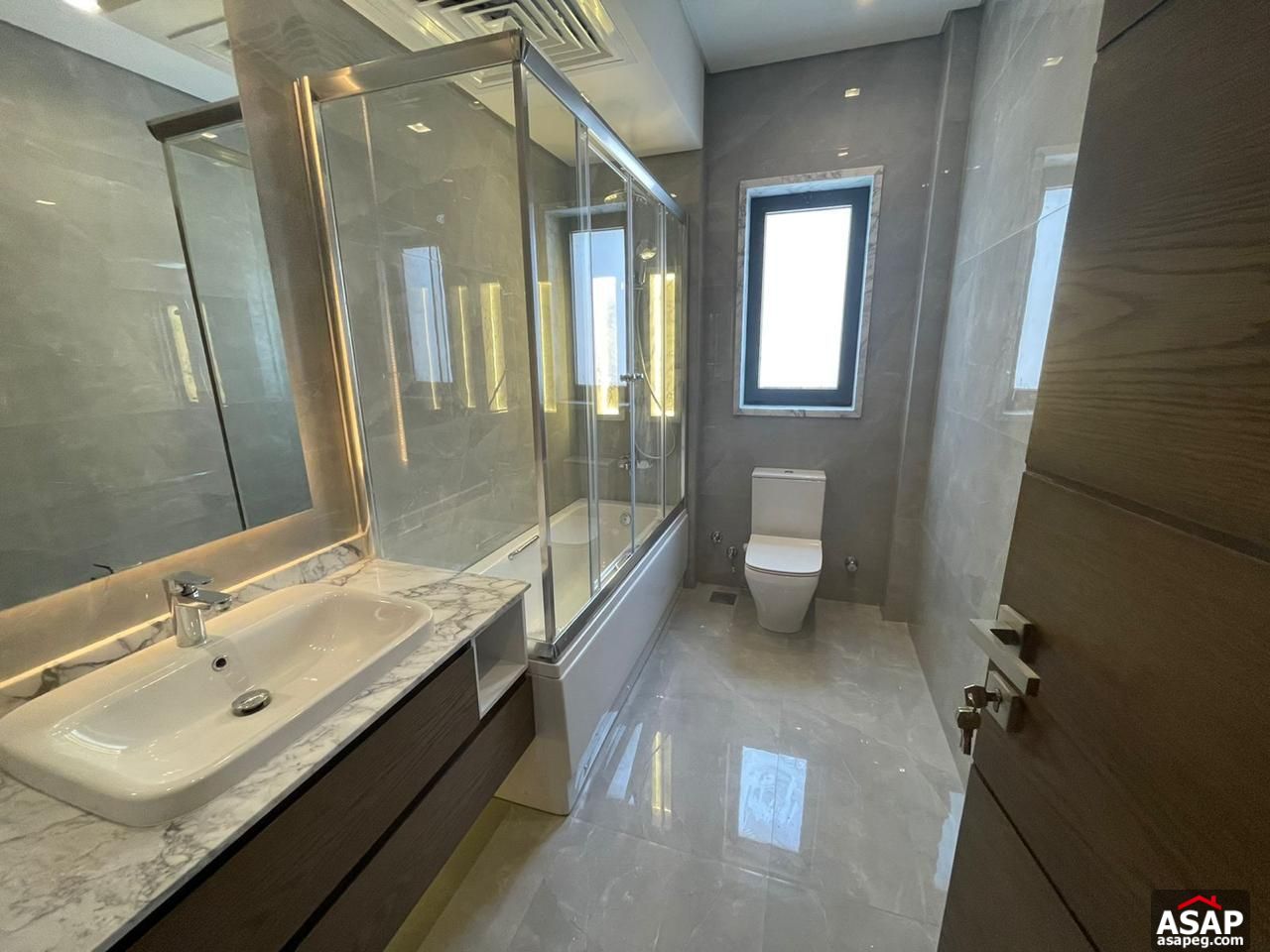 Apartment with Lake View for Rent in Lake View Residence Apartment with Lake View for Rent in Lake View Residence