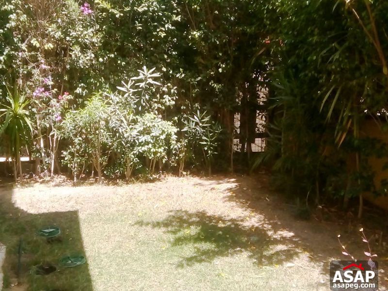 Villa with Garden for Rent in Rehab