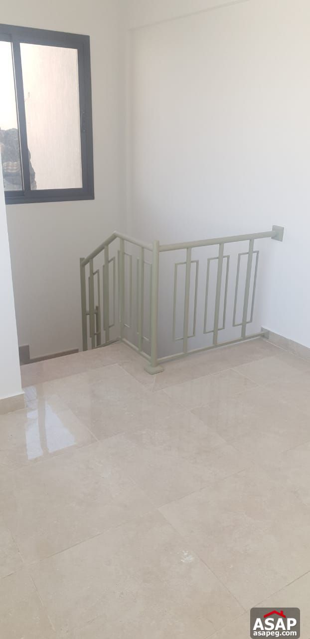 Penthouse for Rent in Fifth Square