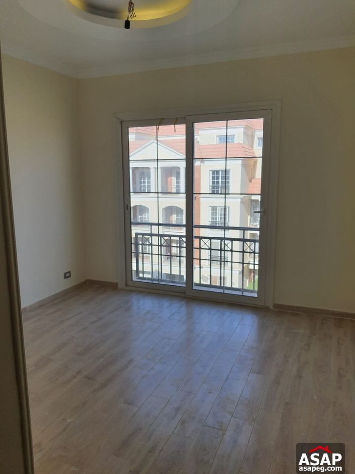 Apartment for Rent in Regent's Park Compound Apartment for Rent in Regent's Park Compound