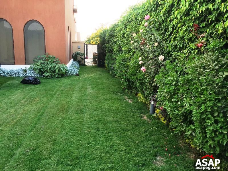 Villa with Big Garden for Rent in New Cairo