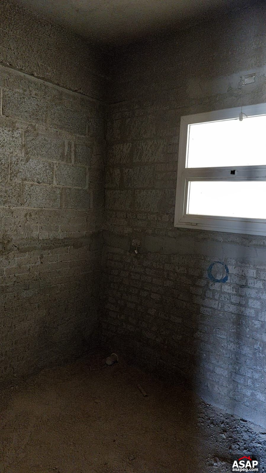 Studio for Sale in Hyde Park Compound Studio for Sale in Hyde Park Compound