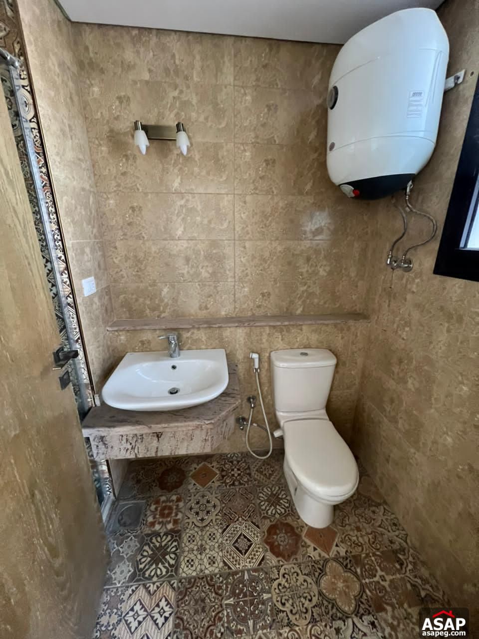 Semi Furnished Apartment for Rent in Eastown Semi Furnished Apartment for Rent in Eastown