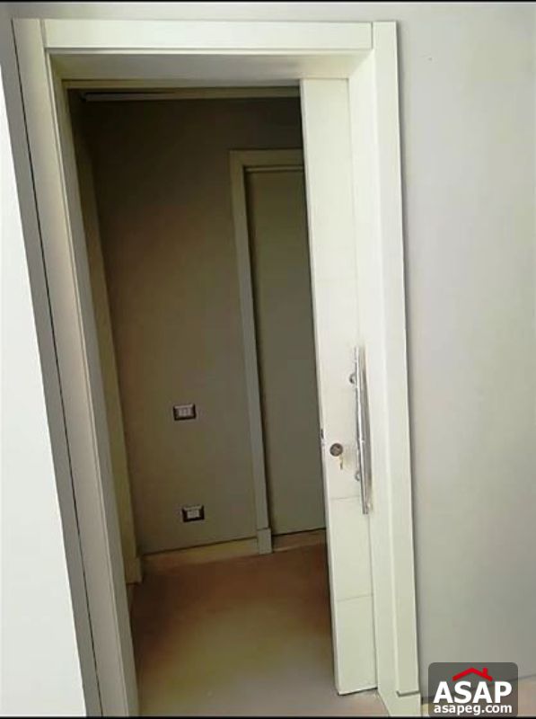 Studio with Garden in Village Gate Studio with Garden in Village Gate