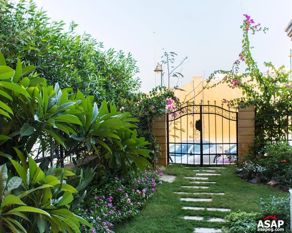 Town House for Rent in Royal Meadows Compound Town House for Rent in Royal Meadows Compound