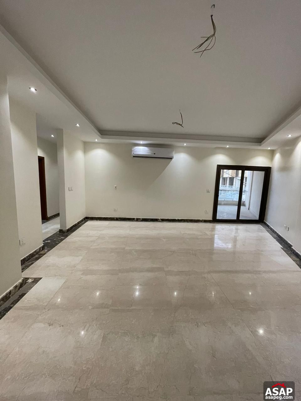 Apartment with AC's for Sale in Les Rois