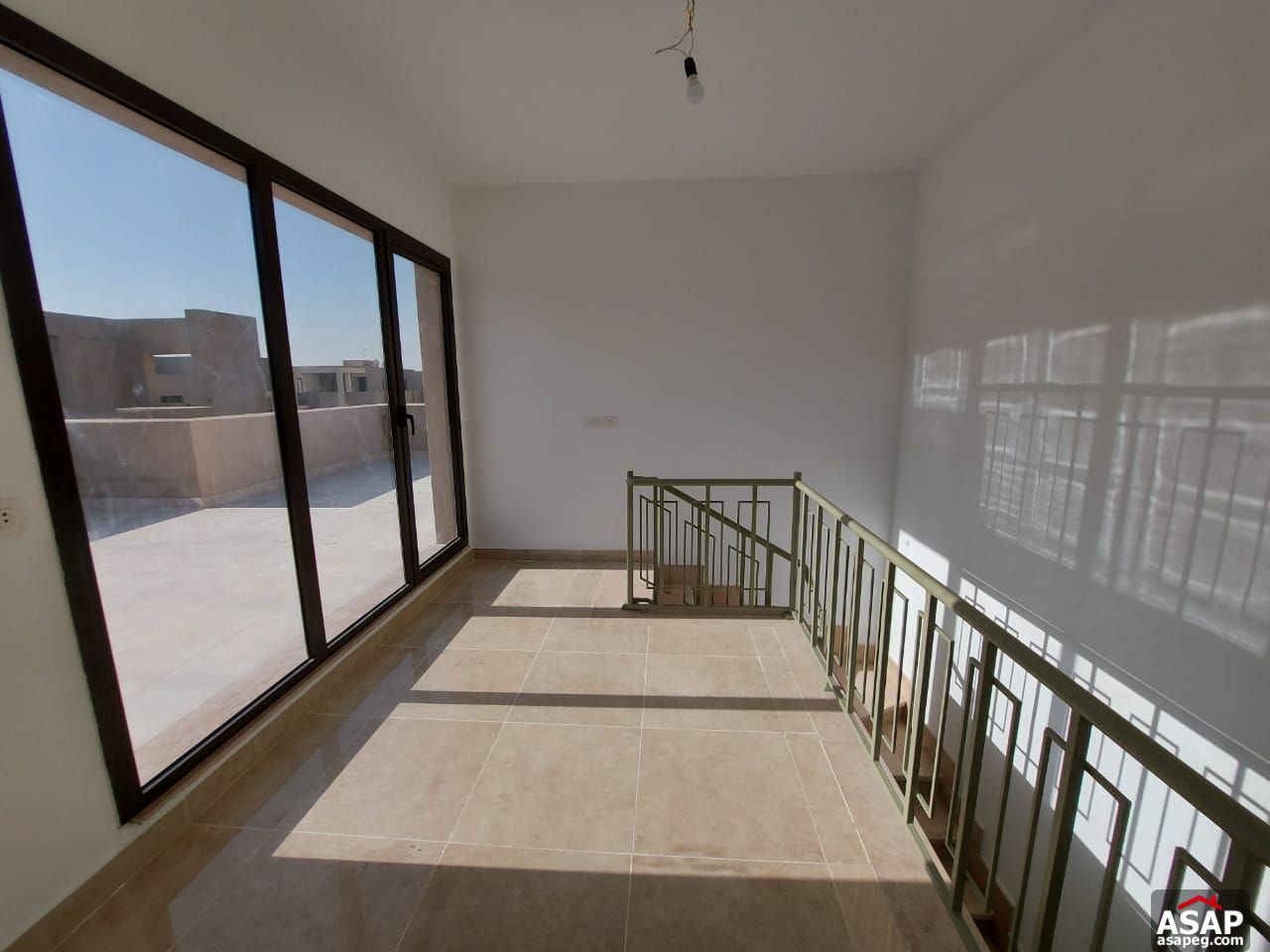 Penthouse for Rent in 5th Square