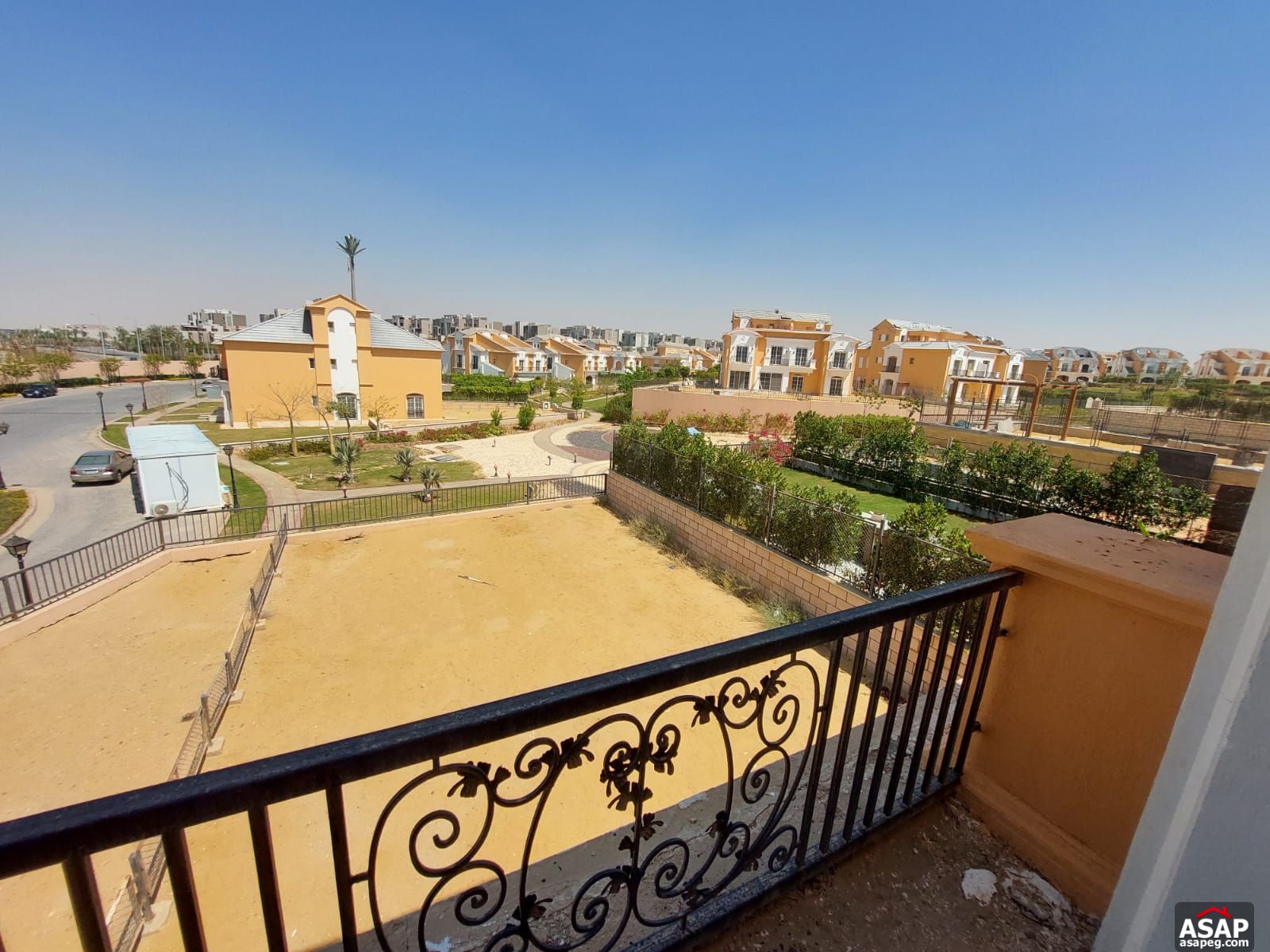 Twin House for Sale in Layan Sabbour Twin House for Sale in Layan Sabbour