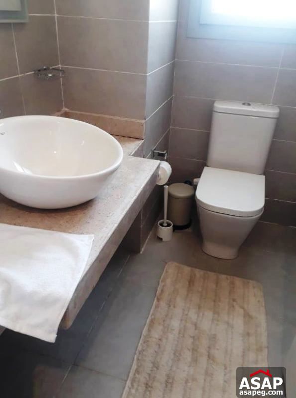 Furnished Studio for Rent in Village Gate