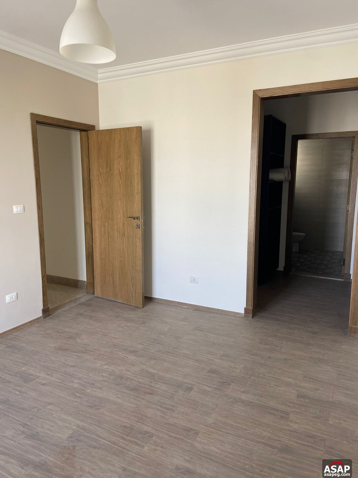 Apartment for Rent in Eastown Compound